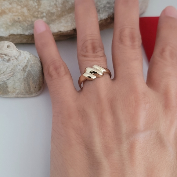 ❤️10k Size 8.25 Precious Solid Yellow Gold Grooved Puffy Band Ring! 👌🎁 - Picture 9 of 12